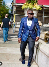 Plaid Wedding Groom Tuxedos Peak Lapel